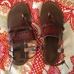Women’s SANDALS